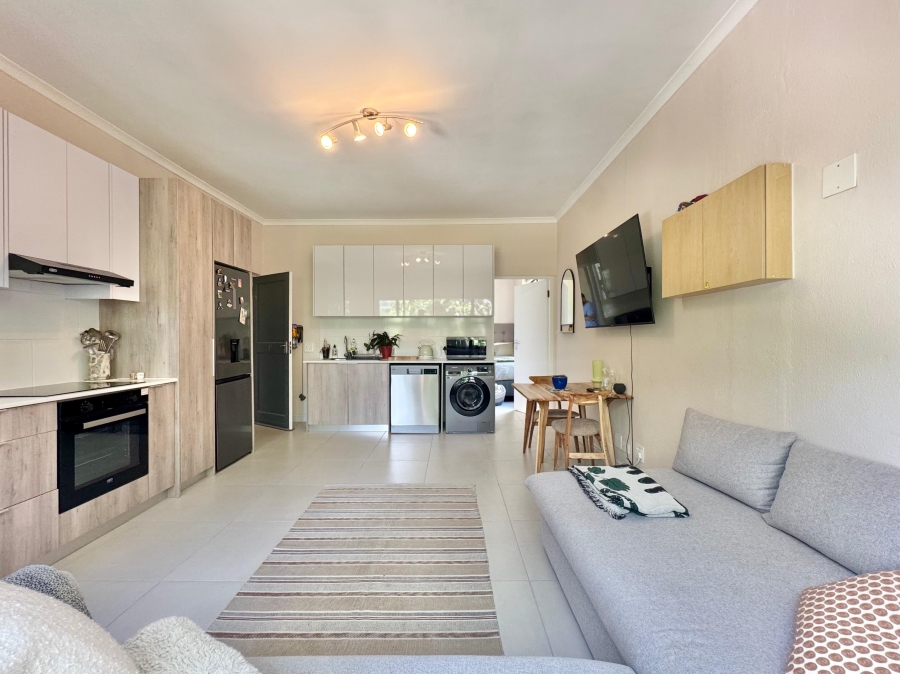 1 Bedroom Property for Sale in Kenilworth Western Cape